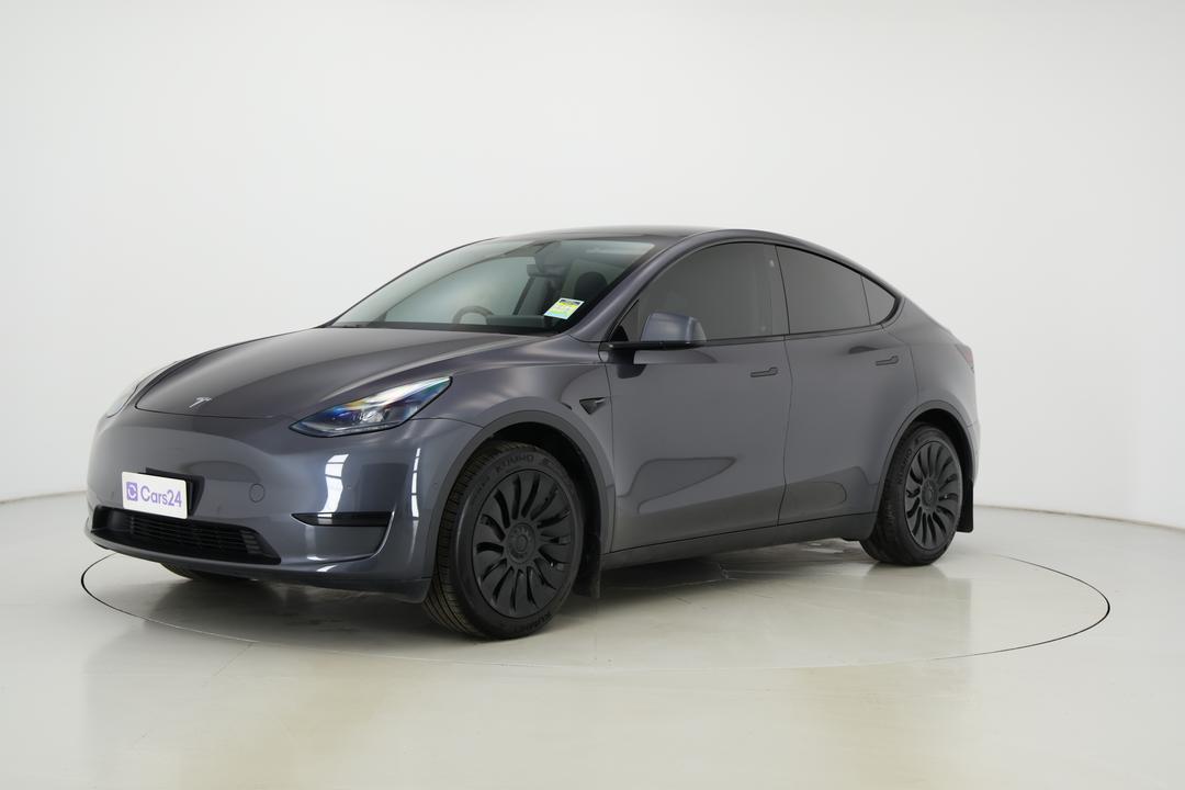 2023 Tesla Model Y Rear-wheel Drive, Automatic, 54537 km, Left Front Diagonal (45- Degree) View