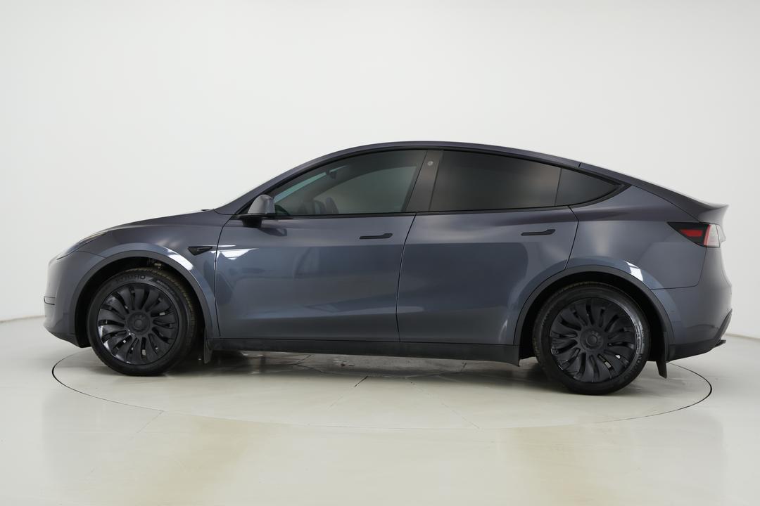 2023 Tesla Model Y Rear-wheel Drive, Automatic, 54537 km, Left Side View