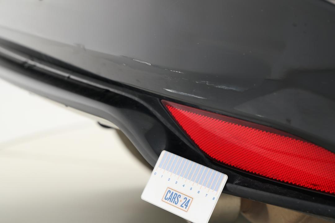 2018 Honda HR-V Rs, Automatic, 128793 km, Bumper Rear Scratch
