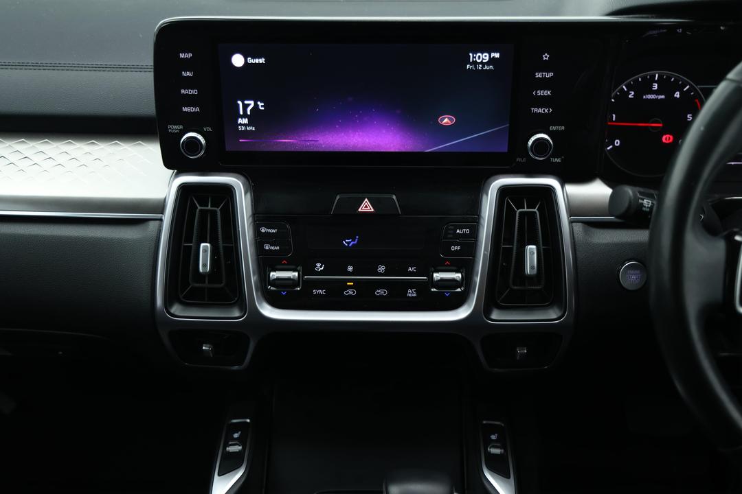 2022 Kia Sorento Sport+ 7 Seat, Automatic, 79264 km, Center Console