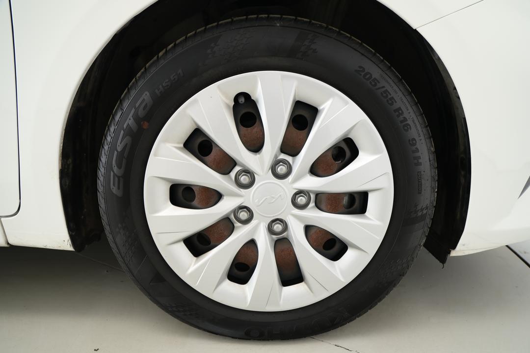 2021 Kia Cerato S, Automatic, 53515 km, Right Front Wheel