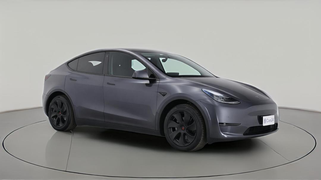 2023 Tesla Model Y Rear-wheel Drive, Automatic, 18040 km, Right Front Diagonal (45- Degree) View