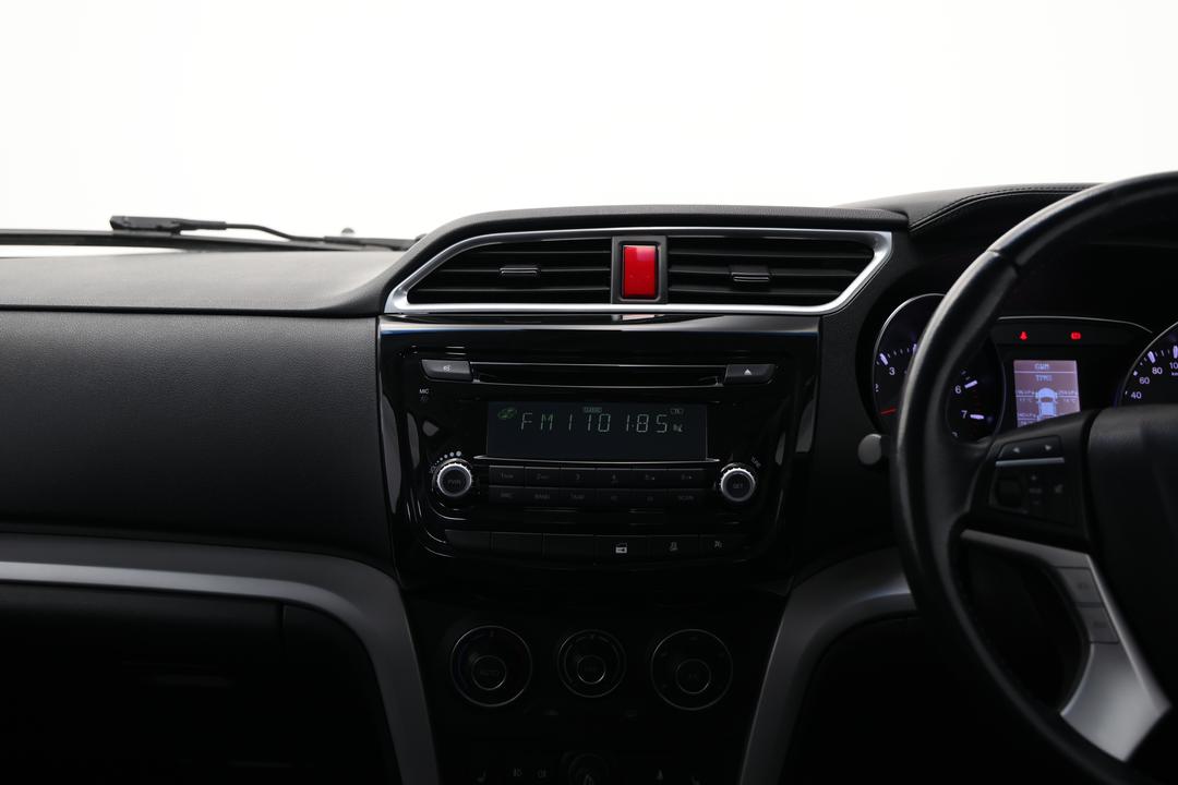2019 Great Wall Steed (4x2), Manual, 100773 km, Center Console