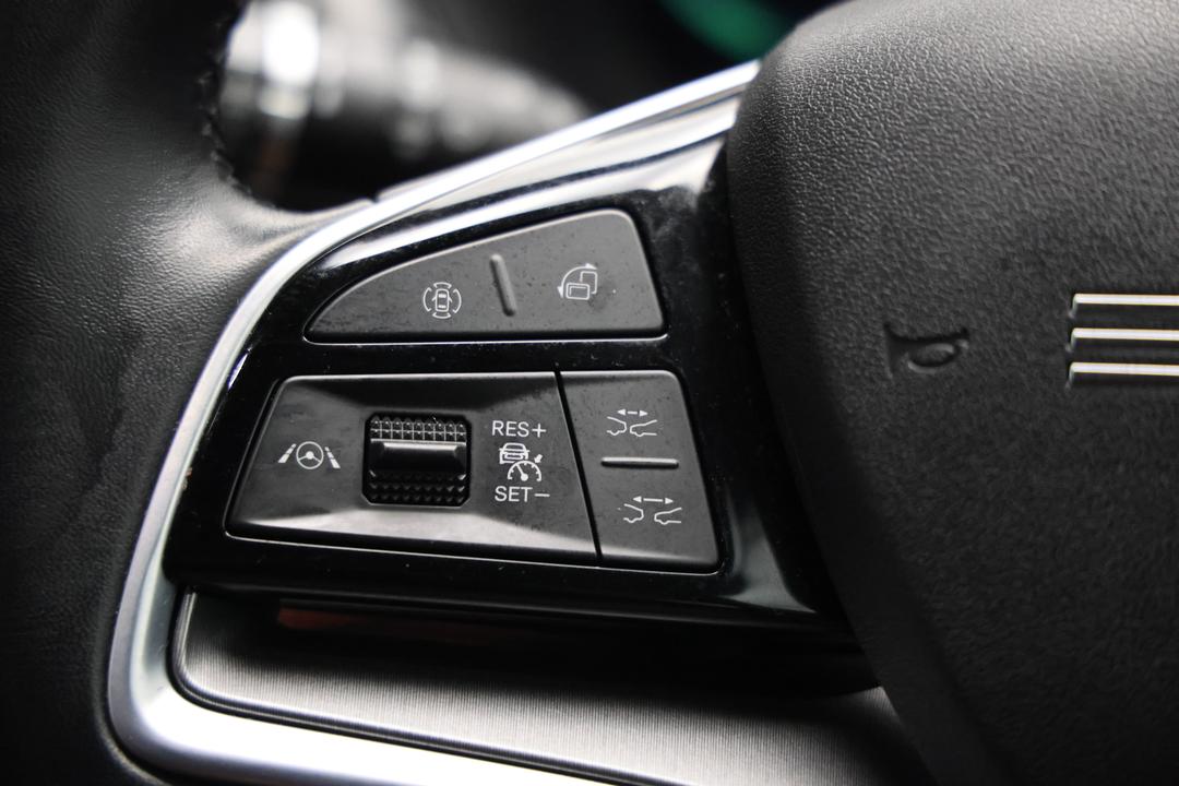 2024 Byd Sealion 6 Premium, Automatic, 25833 km, Pedals and Footmat