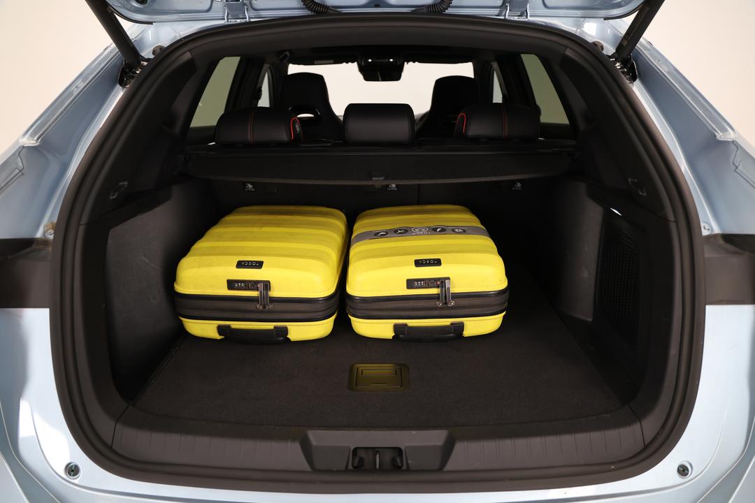 2024 Byd Sealion 6 Premium, Automatic, 25833 km, Boot Inside View with Luggage