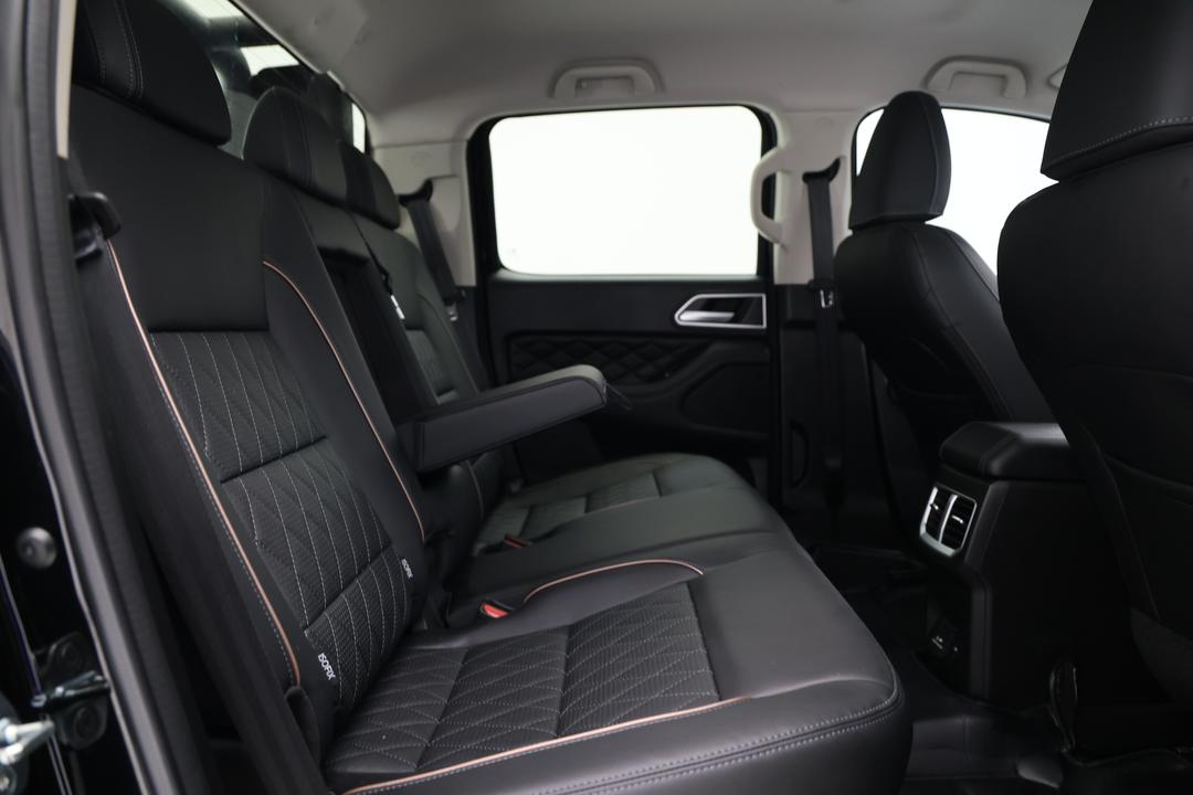2023 GWM Ute Cannon Vanta (4x4), Automatic, 29617 km, Right Side Rear Door Cabin View