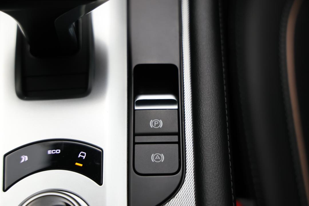 2023 GWM Ute Cannon Vanta (4x4), Automatic, 29617 km, Handbrake