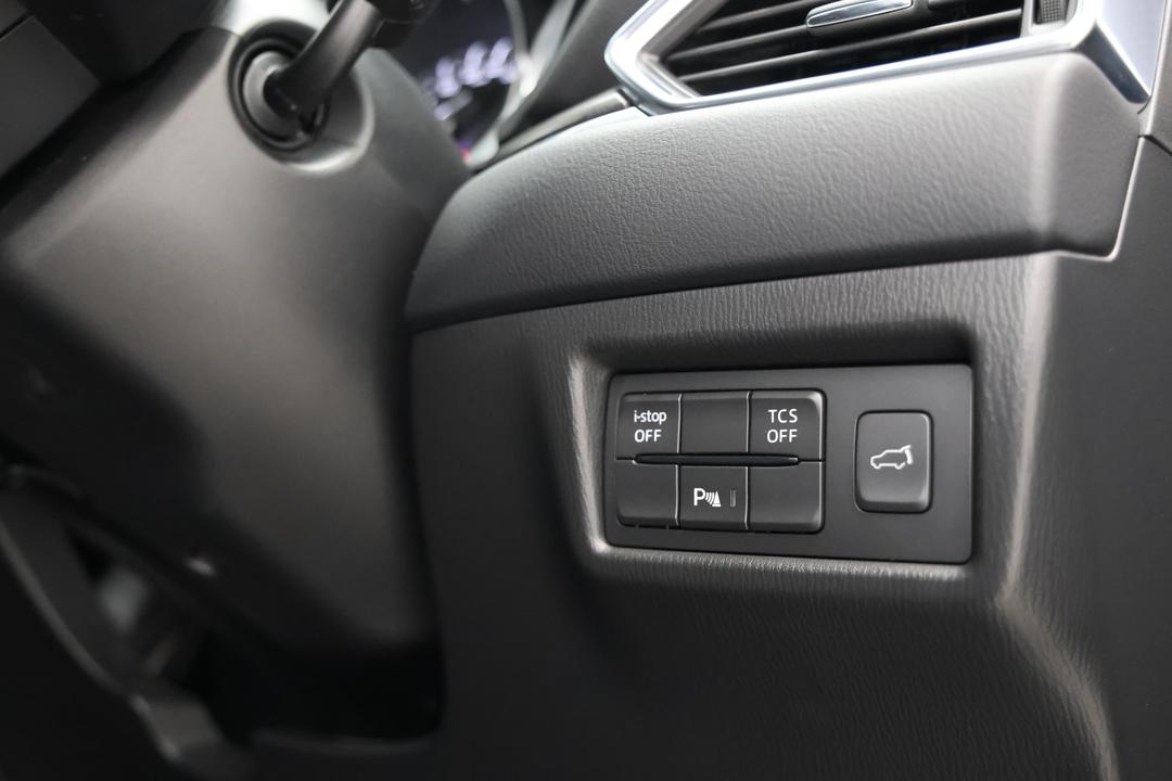 2017 Mazda CX-5 Gt (4x4), Automatic, 58683 km, Utility Switches/Buttons