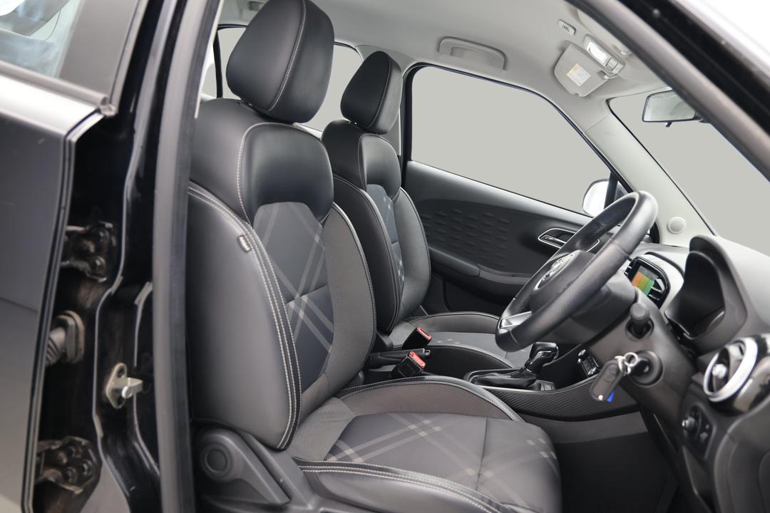 2022 MG Mg3 Auto Excite (with Navigation), Automatic, 44806 km, Right Side Front Door Cabin View