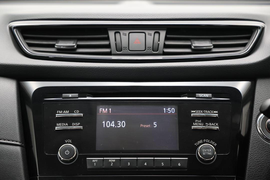 2017 Nissan X-trail Ts (4WD), Automatic, 132372 km, Infotainment System