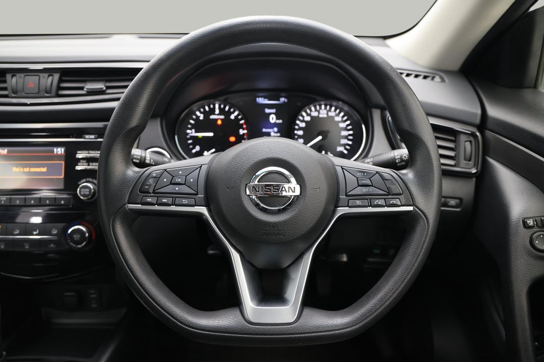 2017 Nissan X-trail Ts (4WD), Automatic, 132372 km, Steering Wheel Close-up