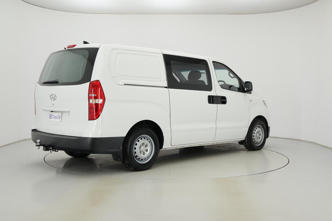 2021 Hyundai Iload 6s Liftback, Automatic, 126294 km, Right Back Diagonal (45- Degree) View