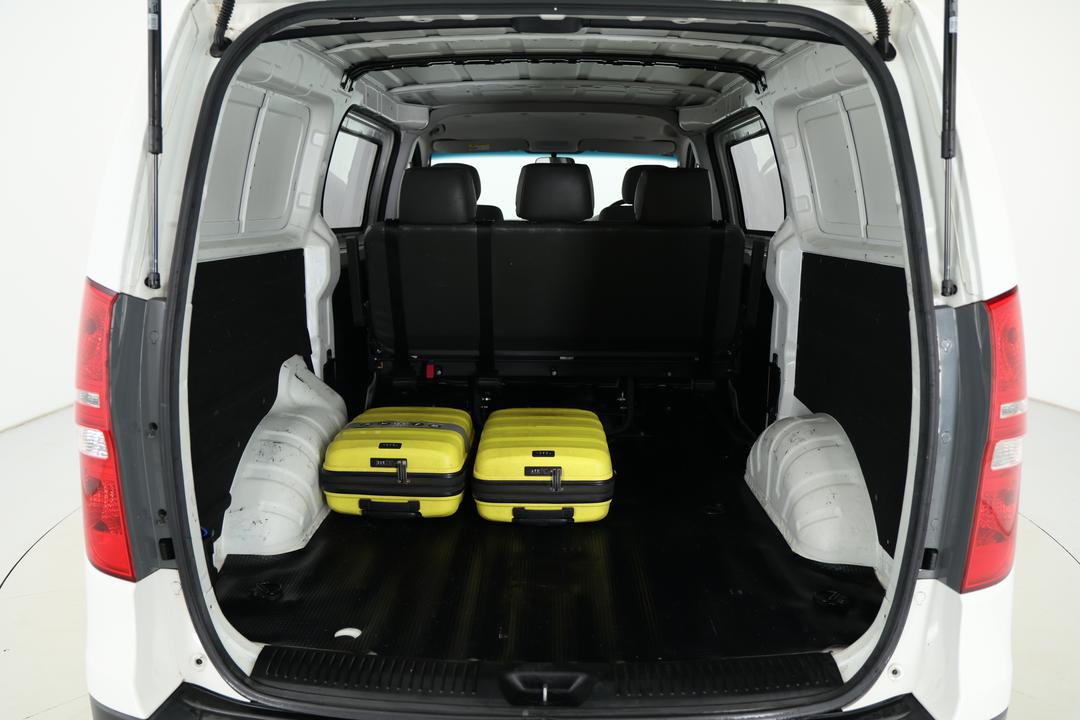 2021 Hyundai Iload 6s Liftback, Automatic, 126294 km, Boot Inside View with Luggage