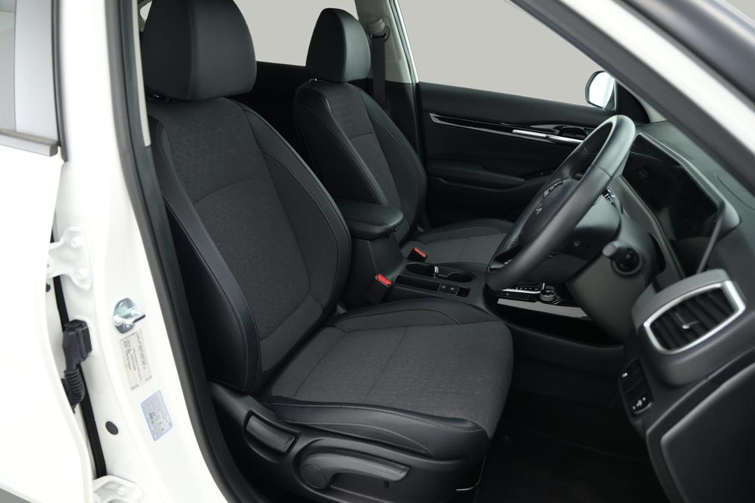 2023 Kia Seltos Sport+ (FWD), Automatic, 28383 km, Right Side Front Door Cabin View