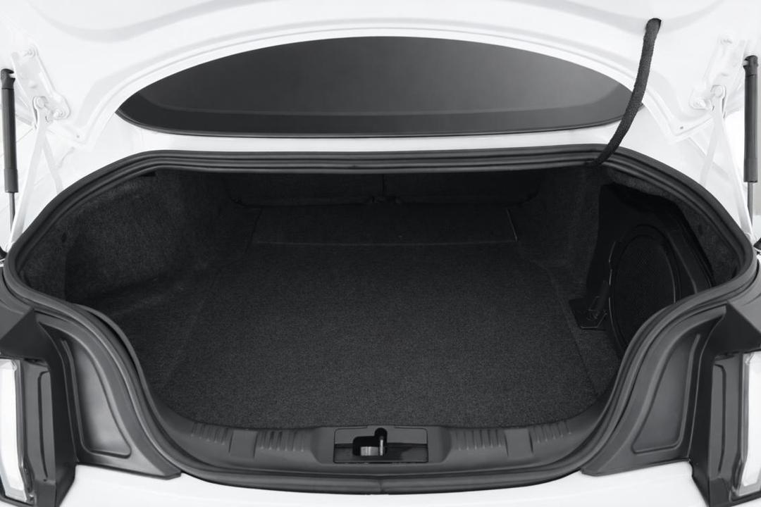 2022 Ford Mustang High Performance, Automatic, 33675 km, Boot Inside View