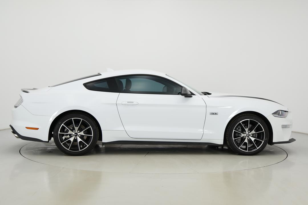 2022 Ford Mustang 2.3 Gtdi, Automatic, 33675 km, Right Side View