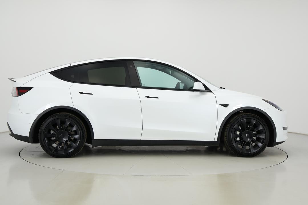 2022 Tesla Model Y Rear-wheel Drive, Automatic, 78059 km, Right Side View
