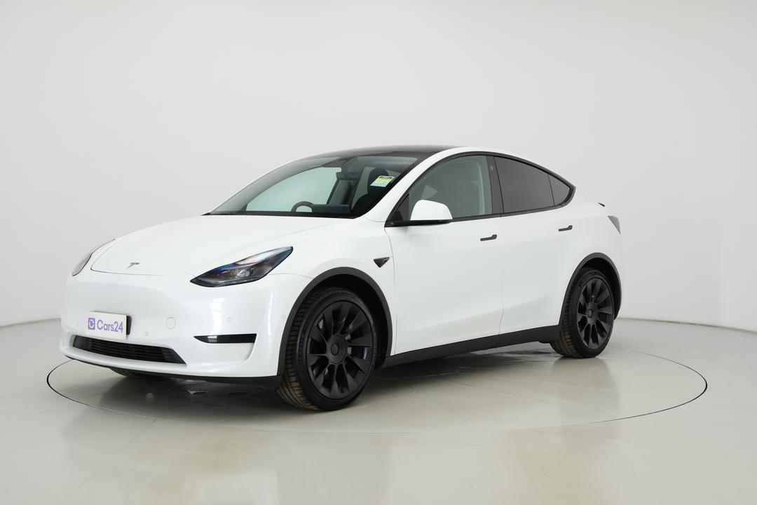 2022 Tesla Model Y Rear-wheel Drive, Automatic, 78059 km, Left Front Diagonal (45- Degree) View