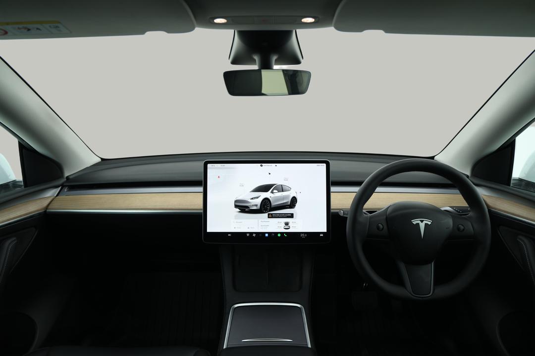 2022 Tesla Model Y Rear-wheel Drive, Automatic, 78059 km, Dashboard View