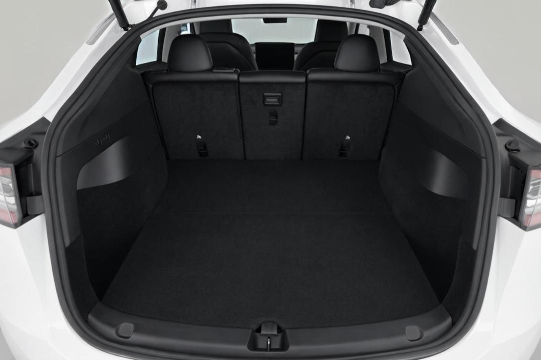 2022 Tesla Model Y Rear-wheel Drive, Automatic, 78059 km, Boot Inside View
