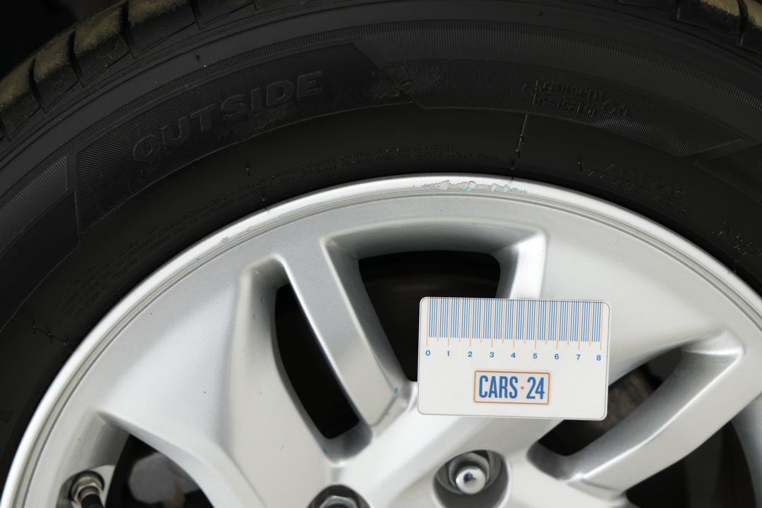 2025 Hyundai Venue Venue, Automatic, 24539 km, Wheels Rim Rear RHS Gutter Rash