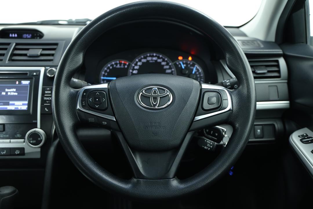 2016 Toyota Camry Altise, Automatic, 160975 km, Steering Wheel Close-up
