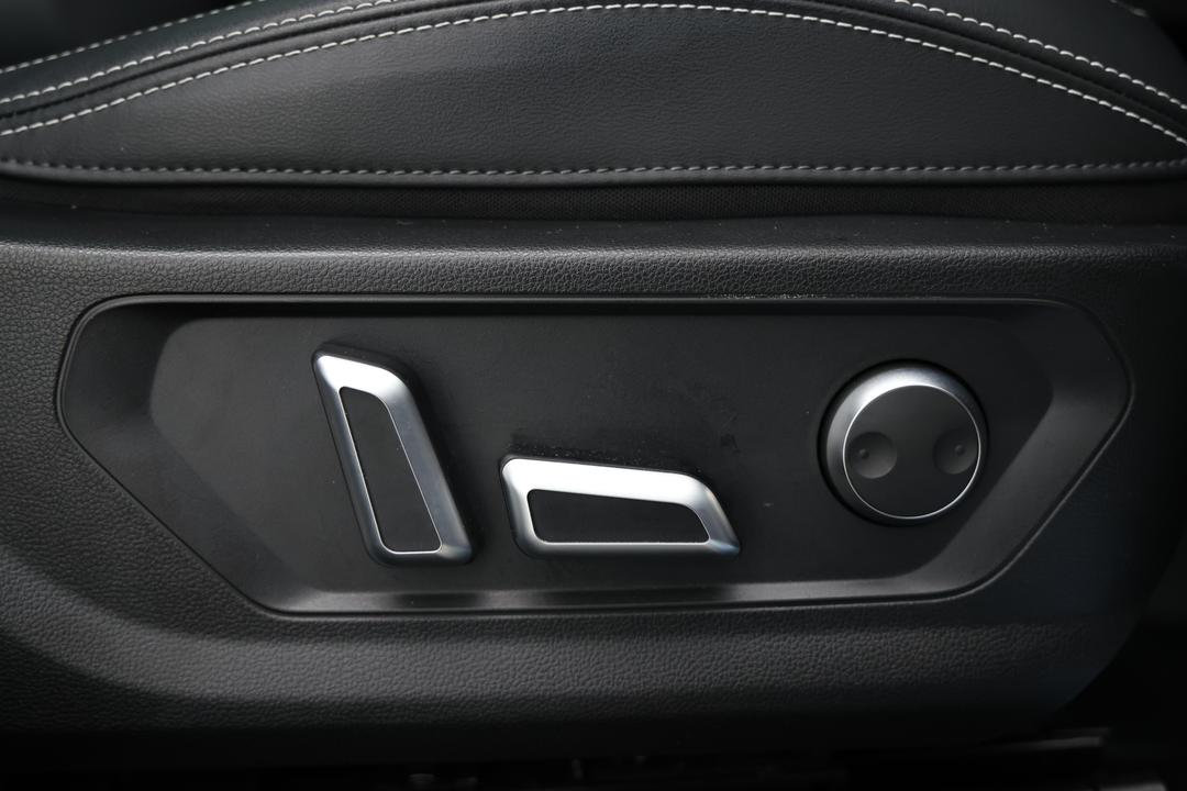 2023 GWM Haval H6 Ultra Hybrid, Automatic, 42571 km, Drivers Side Adjustment Panel