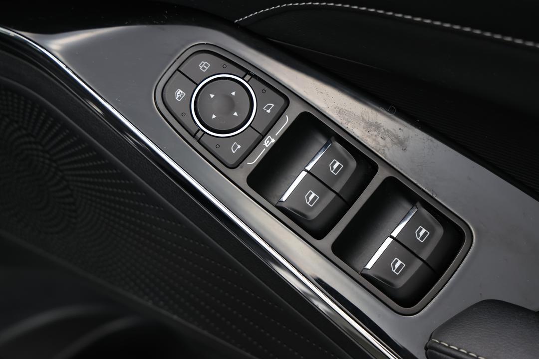2023 GWM Haval H6 Ultra Hybrid, Automatic, 42571 km, Drivers Side Door Panel Controls