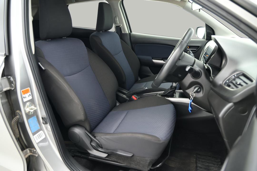 2022 Suzuki Baleno Gl, Automatic, 72235 km, Right Side Front Door Cabin View
