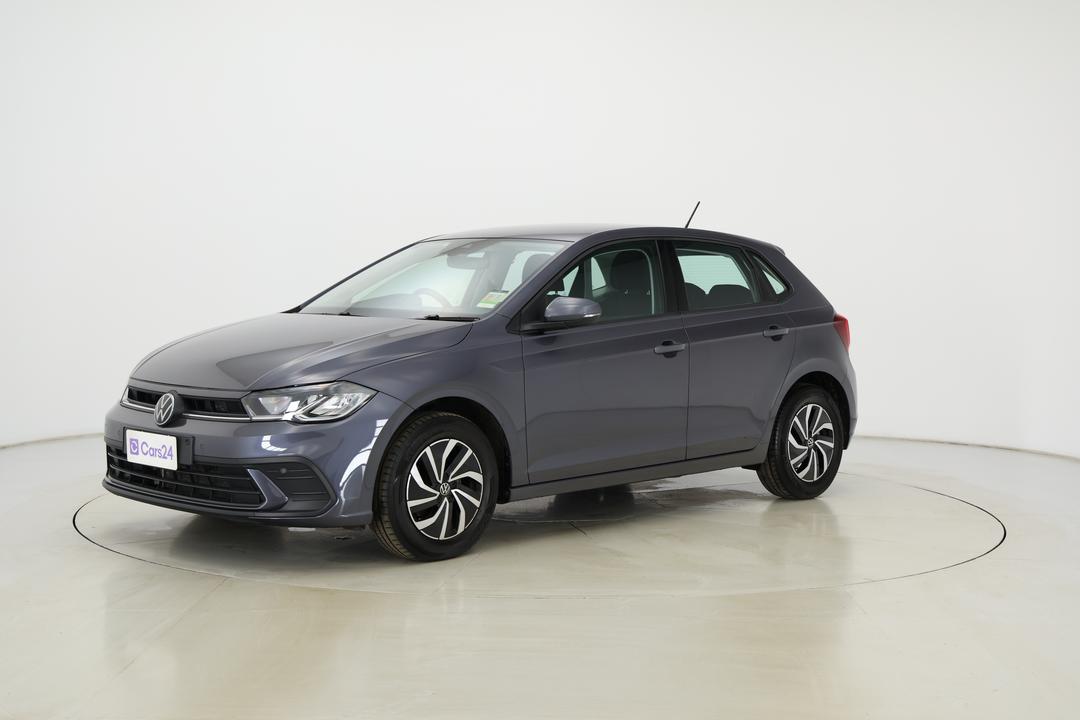 2024 Volkswagen Polo Life, Automatic, 26727 km, Left Front Diagonal (45- Degree) View