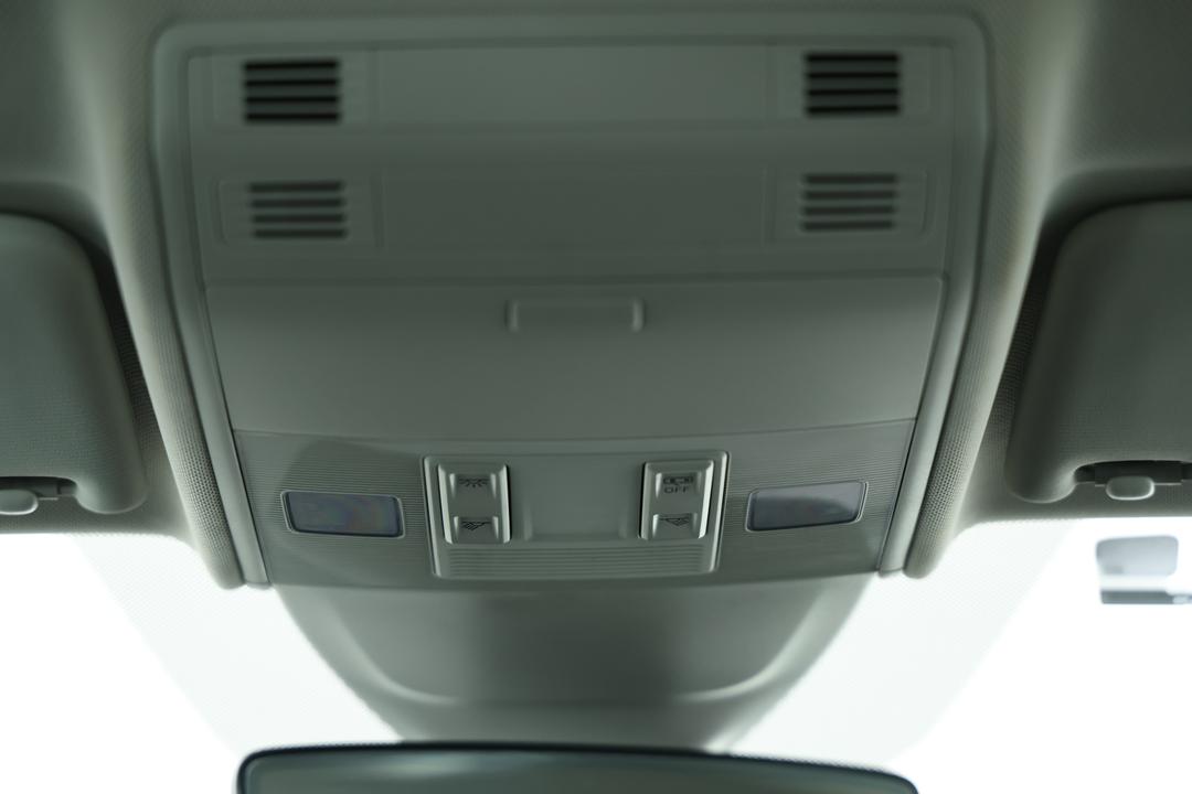 2024 Volkswagen Polo Life, Automatic, 26727 km, On-Roof Controls/Sunglass holder