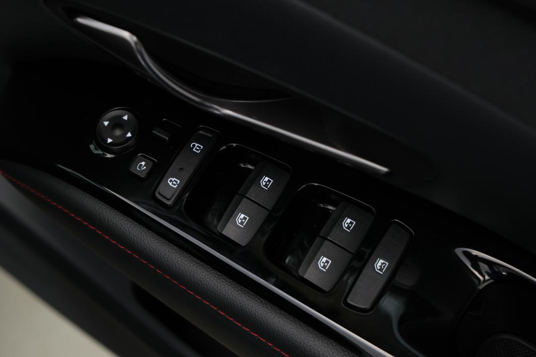 2022 Hyundai Tucson Highlander N Line (AWD), Automatic, 69737 km, Drivers Side Door Panel Controls