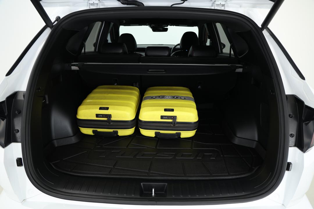 2022 Hyundai Tucson Highlander N Line (AWD), Automatic, 69737 km, Boot Inside View with Luggage