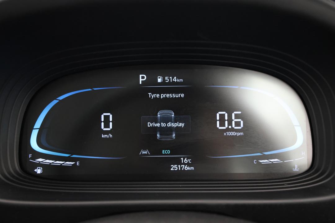 2025 Hyundai Venue ., Automatic, 25176 km, Odometer View
