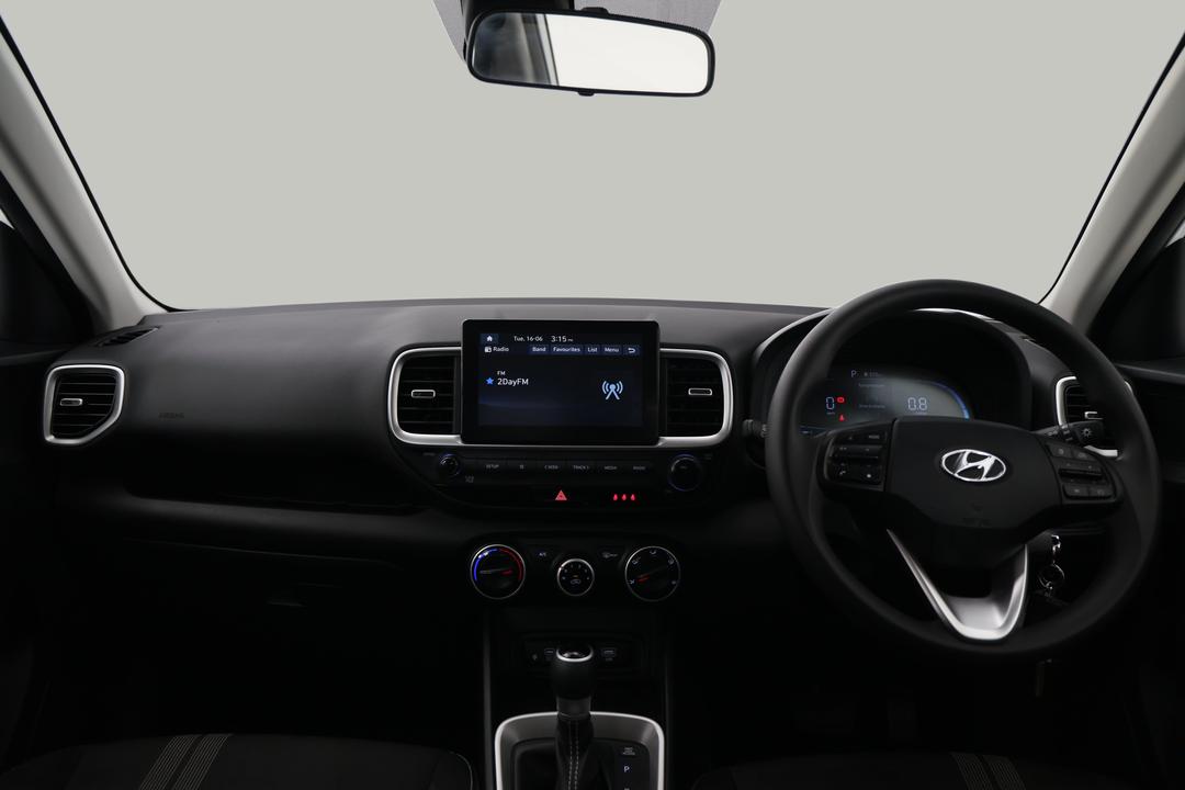 2025 Hyundai Venue ., Automatic, 25176 km, Dashboard View