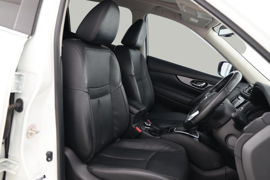 2022 Nissan X-trail Ti (4WD), Automatic, 51022 km, Right Side Front Door Cabin View
