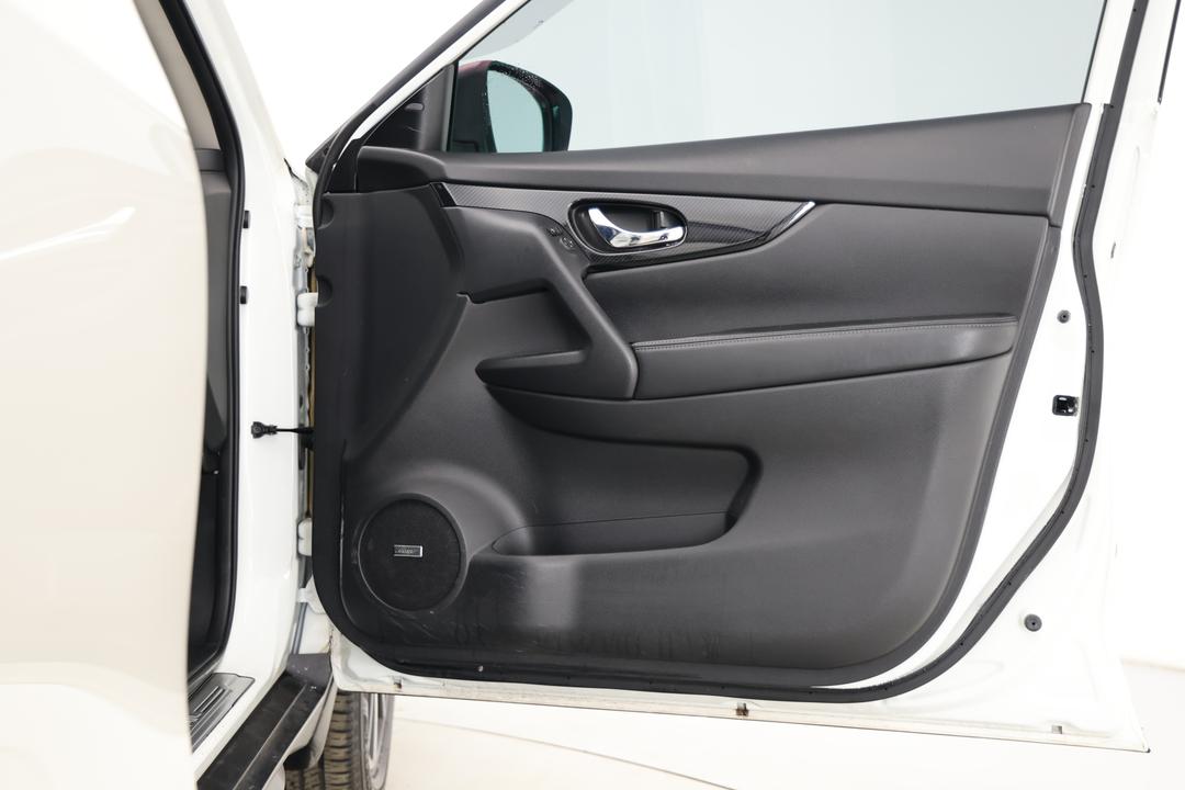 2022 Nissan X-trail Ti (4WD), Automatic, 51022 km, Speaker View