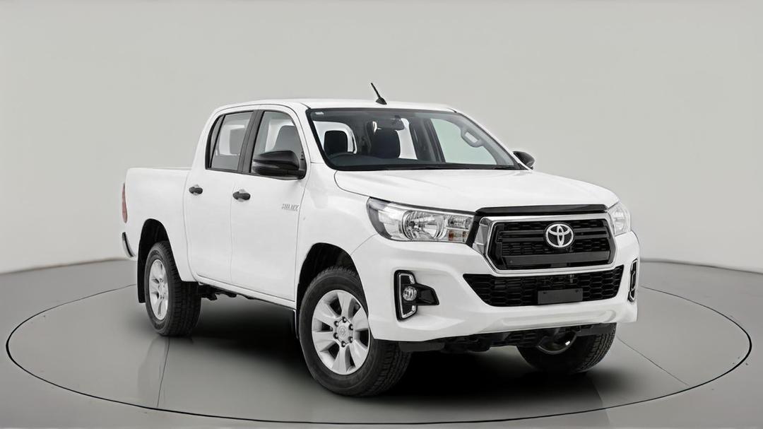 2019 Toyota Hilux Sr (4x4), Automatic, 111600 km, Right Front Diagonal (45- Degree) View
