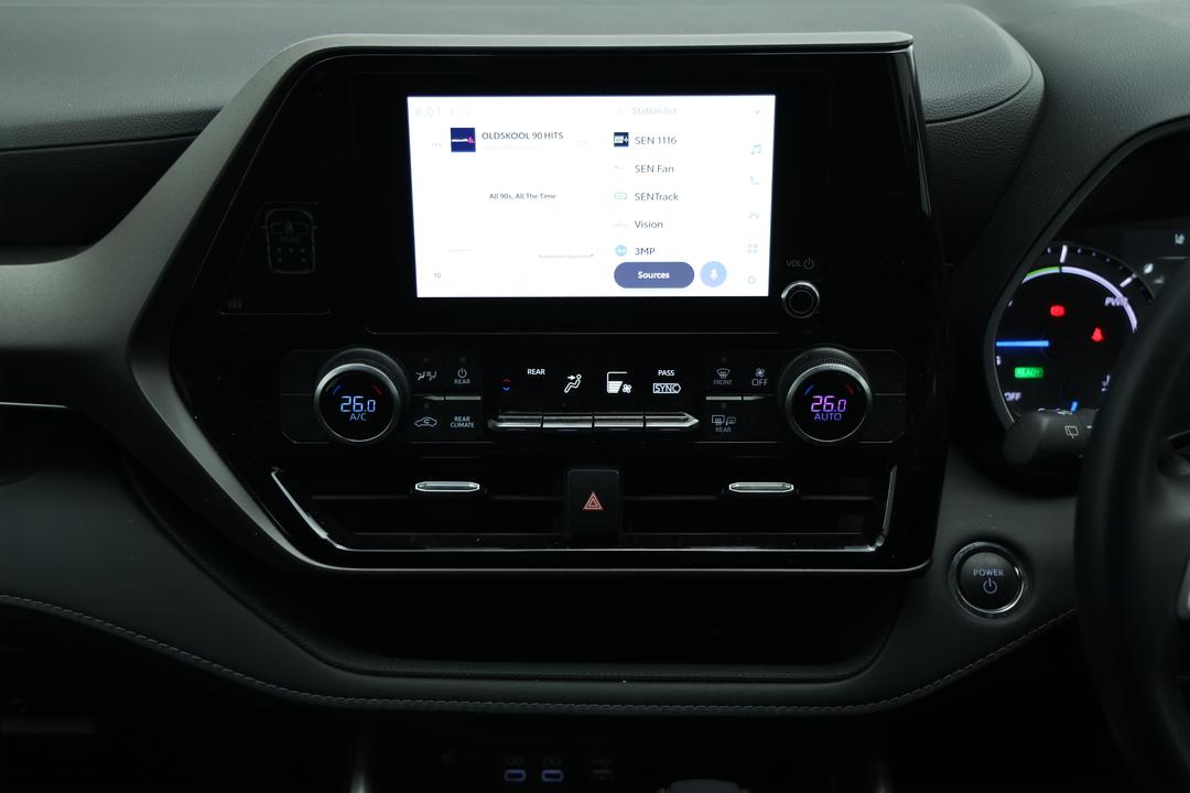 2023 Toyota Kluger Gx Hybrid AWD, Automatic, 19025 km, Center Console