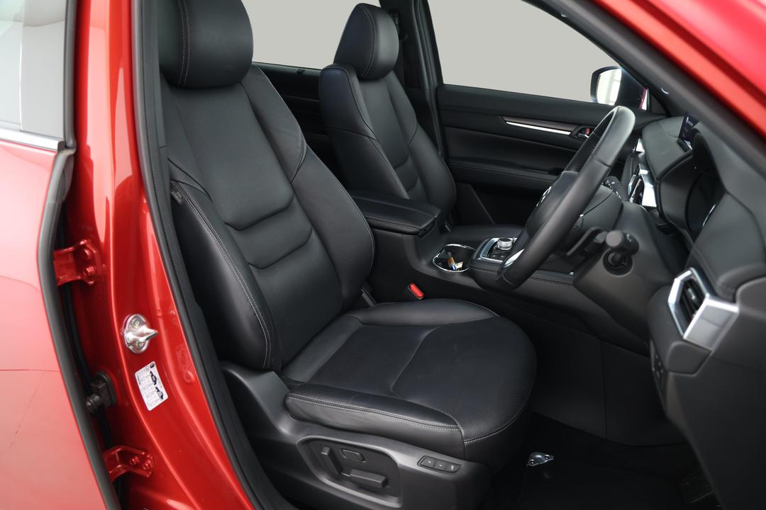 2023 Mazda CX-8 G25 Gt Sp (FWD), Automatic, 43197 km, Right Side Front Door Cabin View