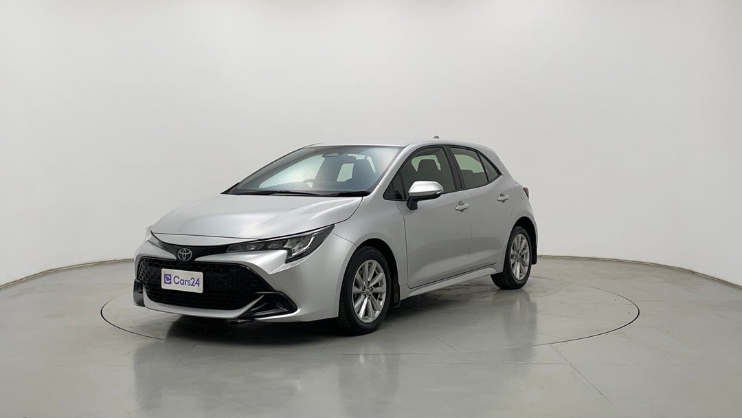 Left Front Diagonal (45- Degree) View