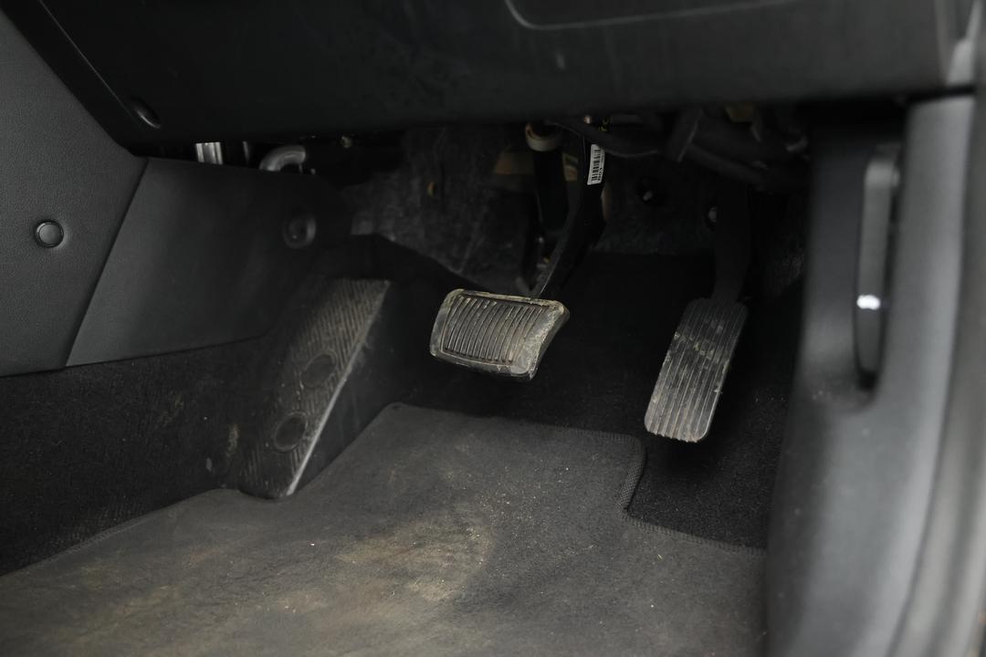 2018 Hyundai Kona Active (FWD), Automatic, 67241 km, Pedals and Footmat