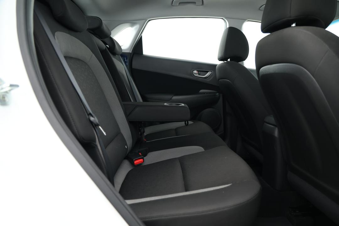 2018 Hyundai Kona Active (FWD), Automatic, 67241 km, Right Side Rear Door Cabin View