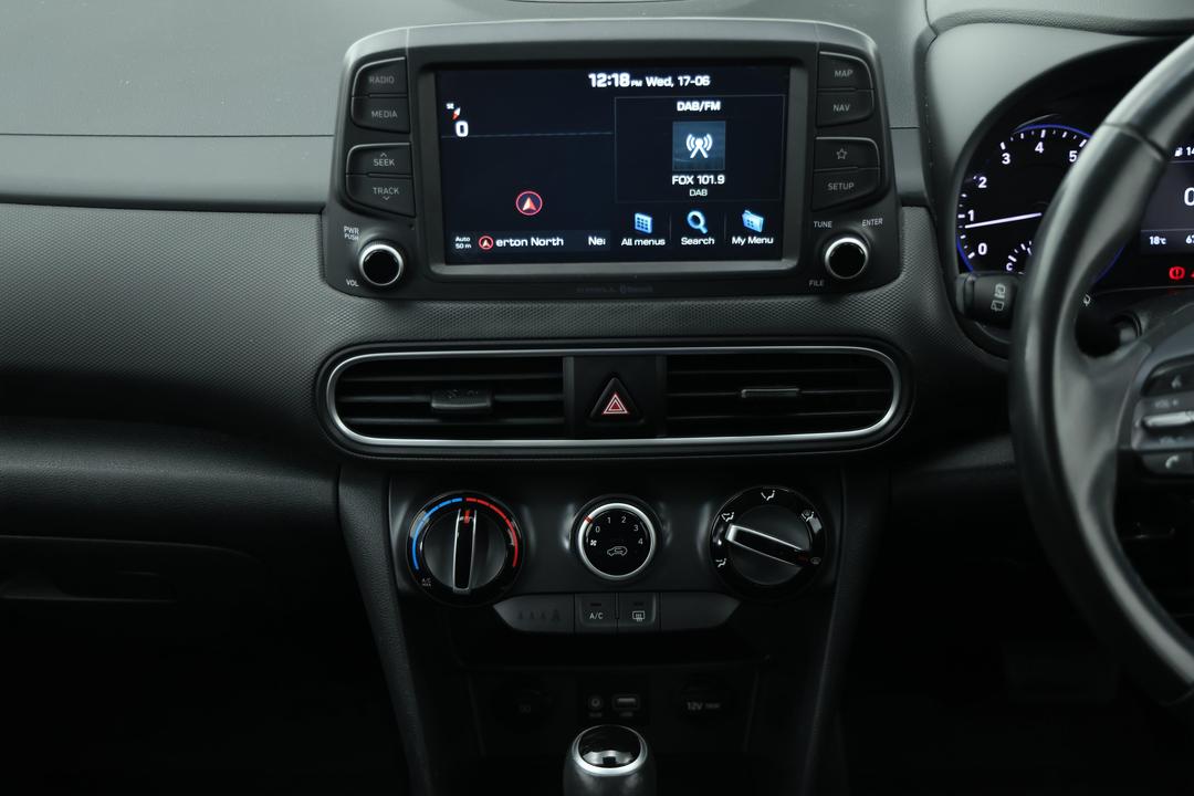 2018 Hyundai Kona Active (FWD), Automatic, 67241 km, Center Console