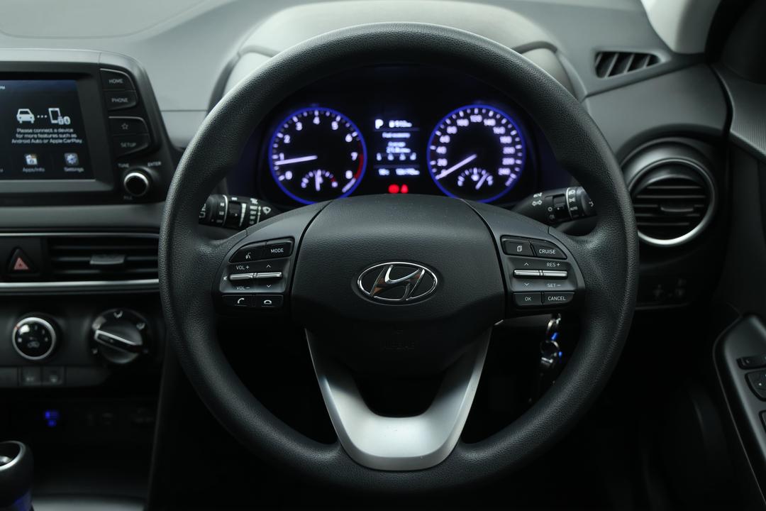 2019 Hyundai Kona Go (FWD), Automatic, 126192 km, Steering Wheel Close-up