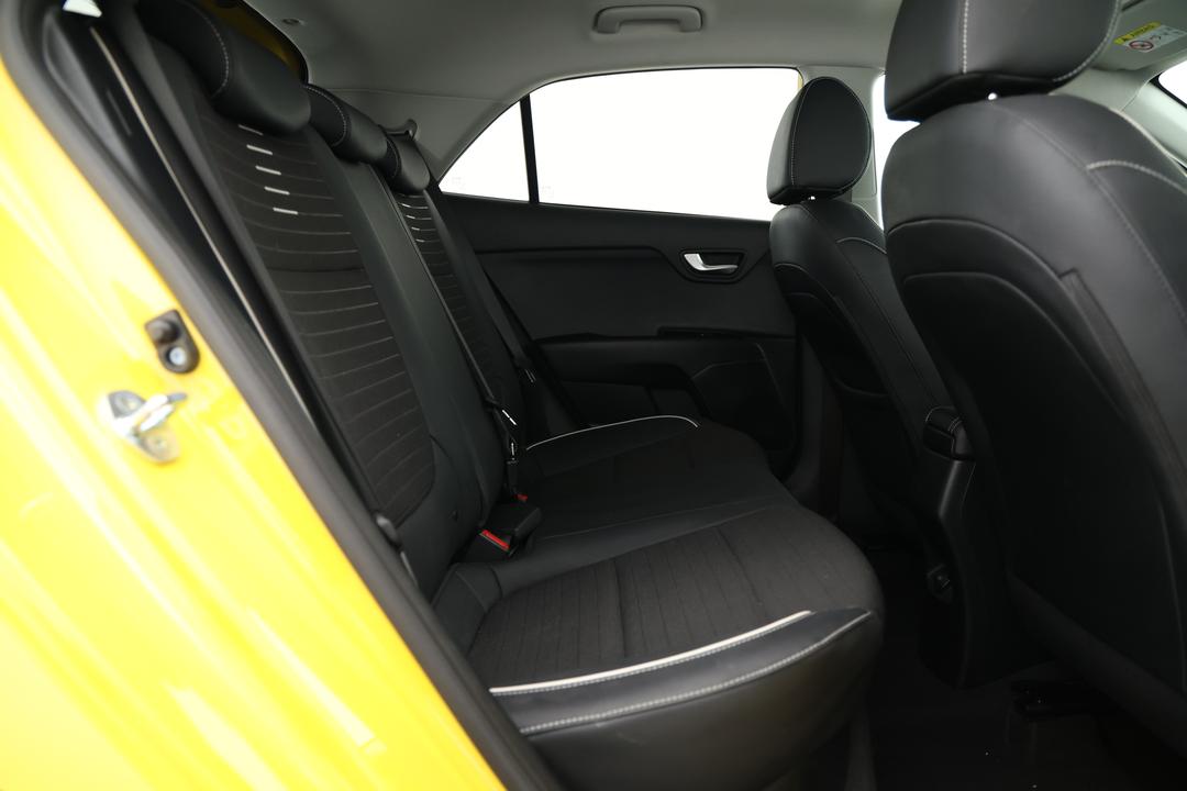 2021 Kia Rio Gt-line, Automatic, 34434 km, Right Side Rear Door Cabin View