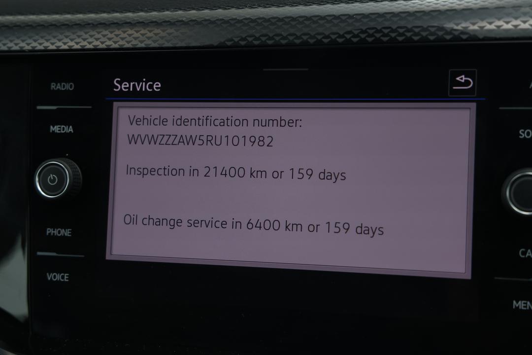 2024 Volkswagen Polo Life, Automatic, 28130 km, Service History
