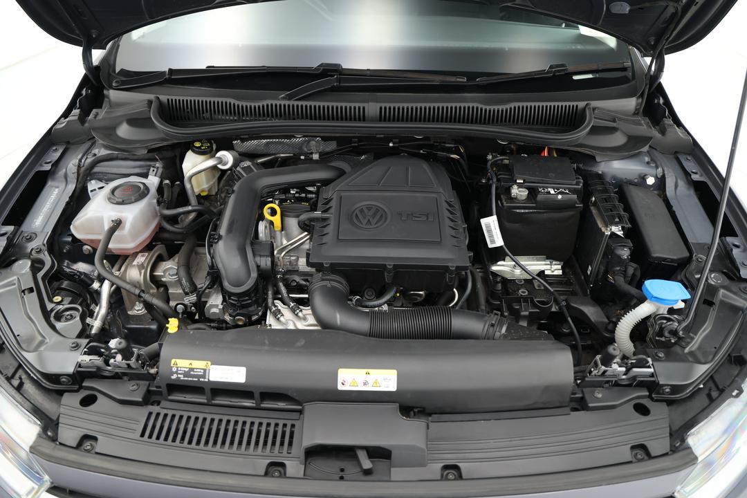 2024 Volkswagen Polo Life, Automatic, 28130 km, Open Bonnet (Engine)