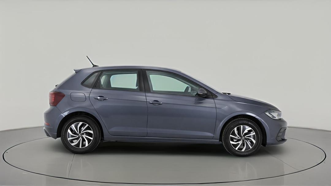 2024 Volkswagen Polo Life, Automatic, 28130 km, Right Side View