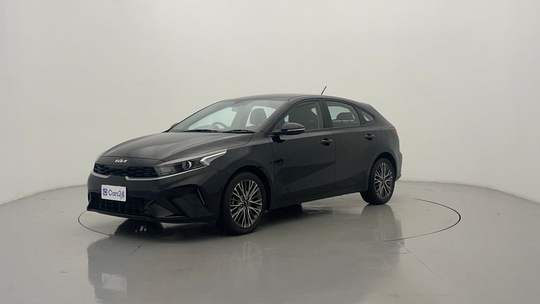 Left Front Diagonal (45- Degree) View